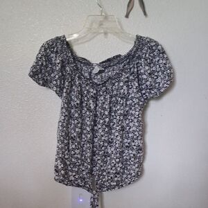 Arizona Jean Company Black and White Floral Blouse